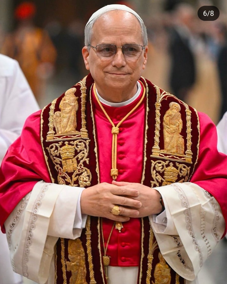 Official photograph of Pope Leo XIV